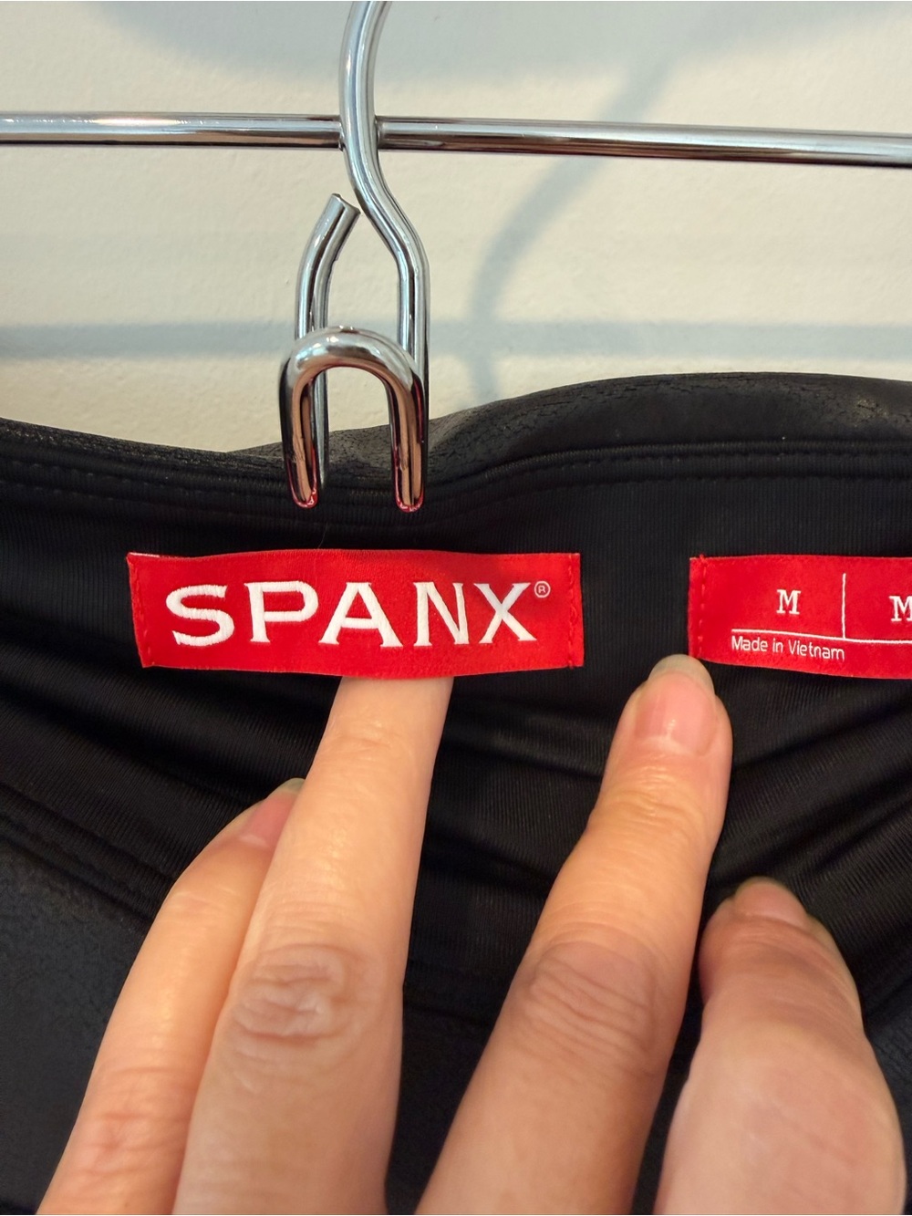 SPANX High-Waist Faux Leather Look Leggings - Black - Picture 2 of 7